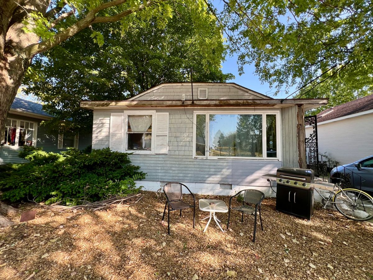 514 Harrison Street, Villa Grove, IL 61956