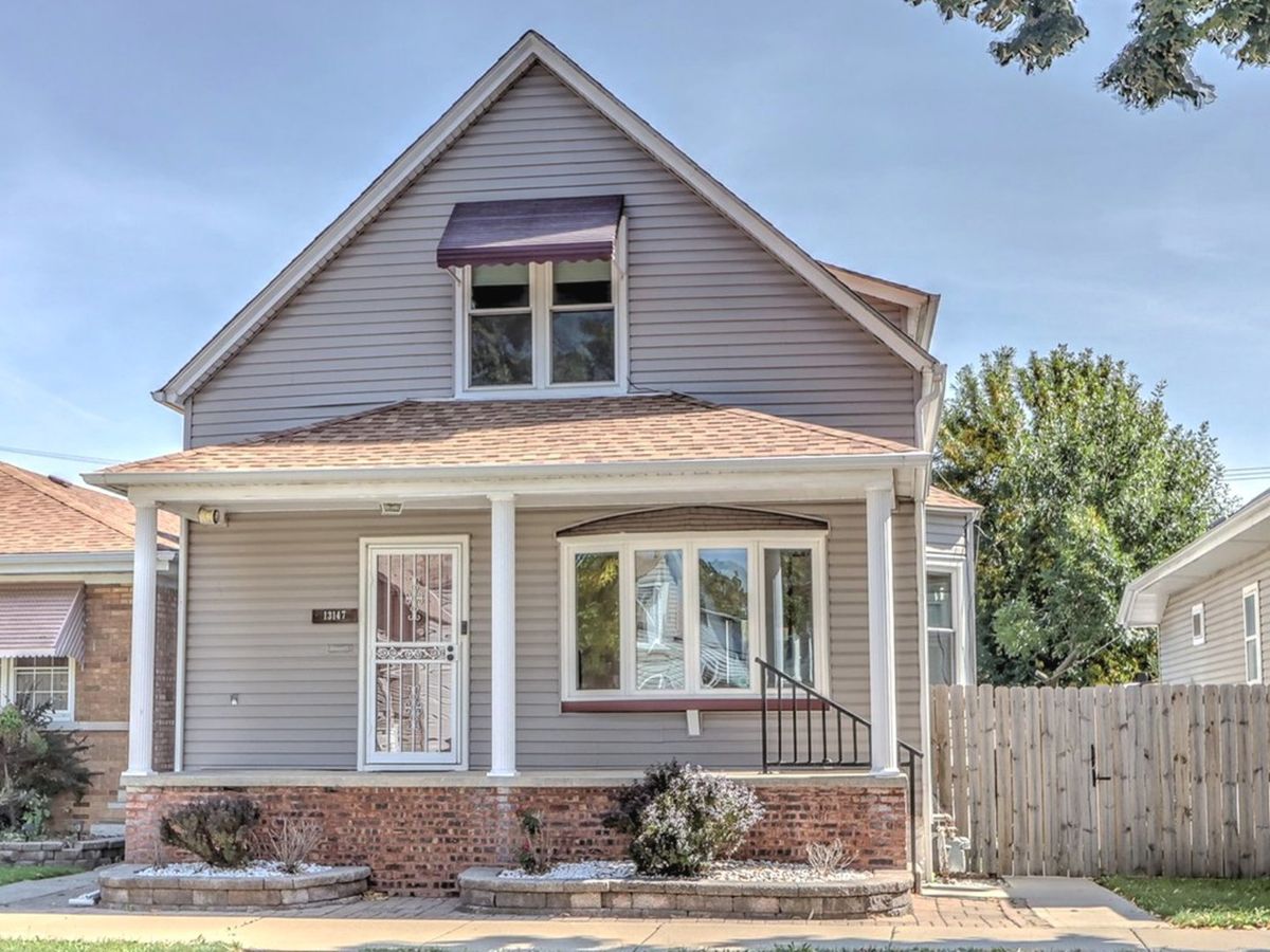 13147 Brandon Avenue, Chicago, IL 60633