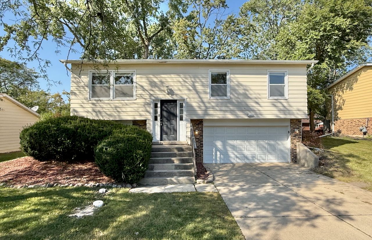 4932 Imperial Drive — Richton Park, IL 60471