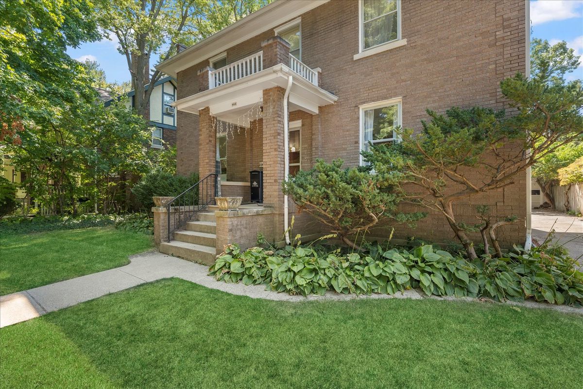 805 Indiana Avenue, Urbana, IL 61801