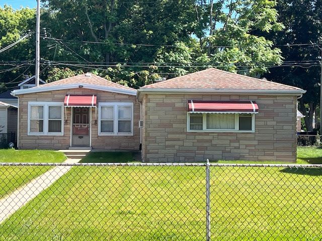 8351 Cregier Avenue, Chicago, IL 60617