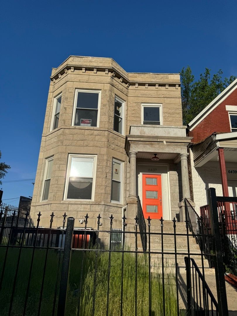 6437 S Marshfield Avenue — Chicago, IL 60636