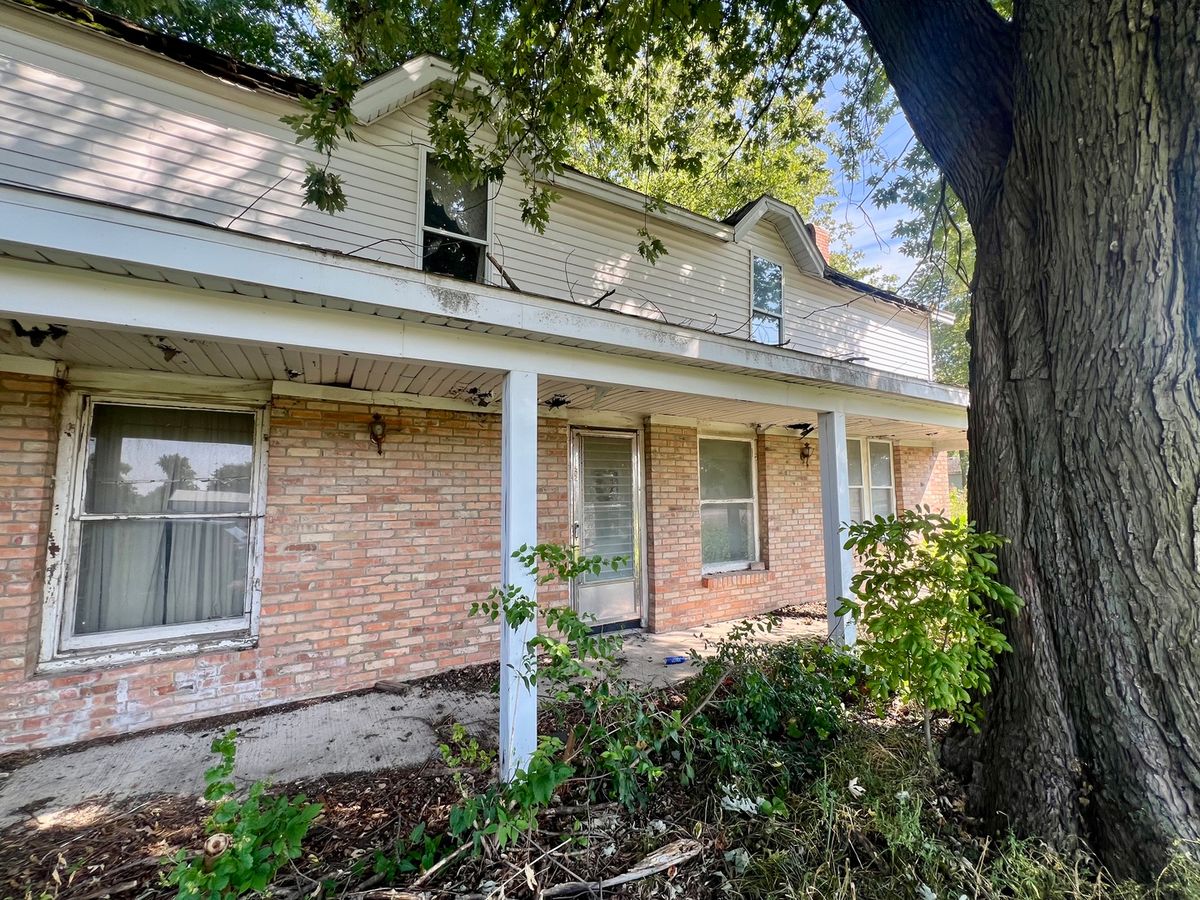 215 Main Street, Sheldon, IL 60966