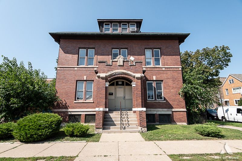4600 S Honore Street — Chicago, IL 60609