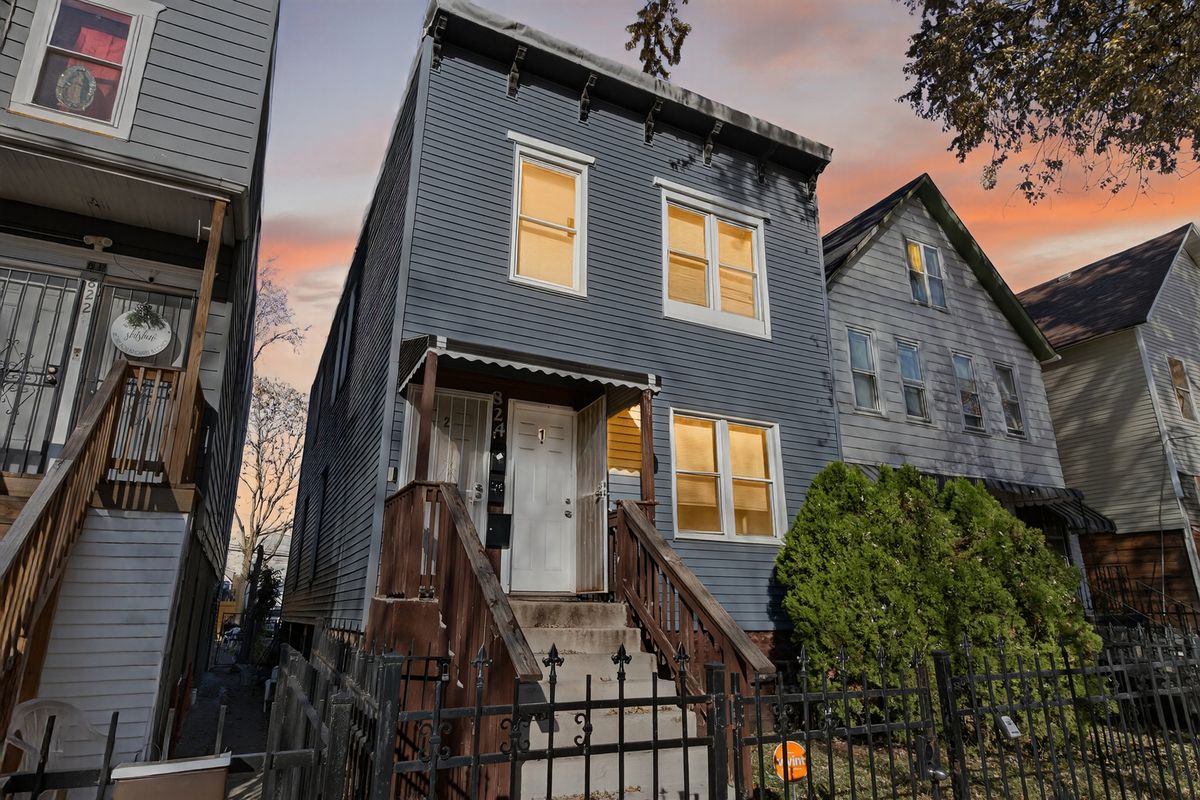 824 89th Place, Chicago, IL 60619