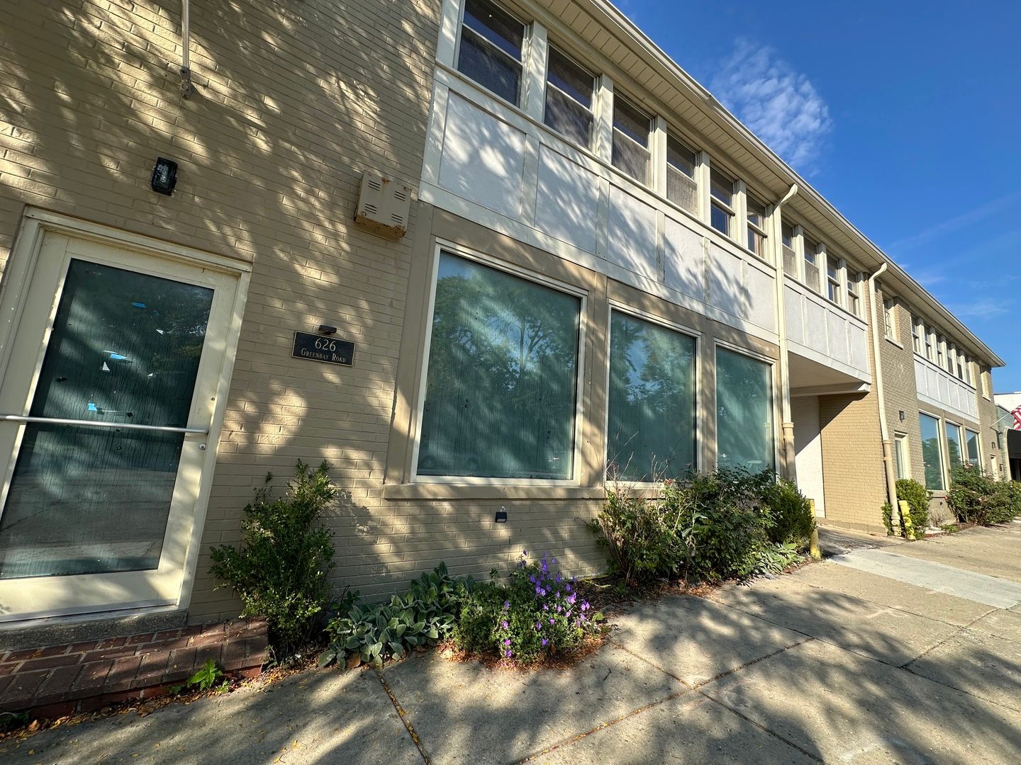 630 Green Bay Road — Kenilworth, IL 60043