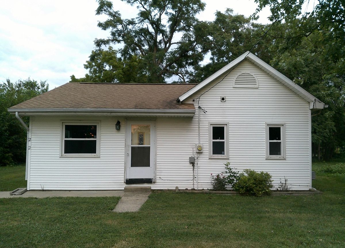 222 Iowa Street, Atwood, IL 61913