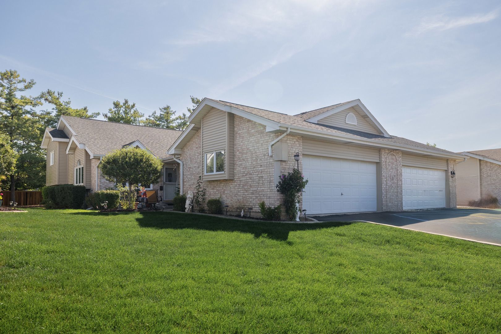 16231 Lake Villa Avenue — Tinley Park, IL 60477