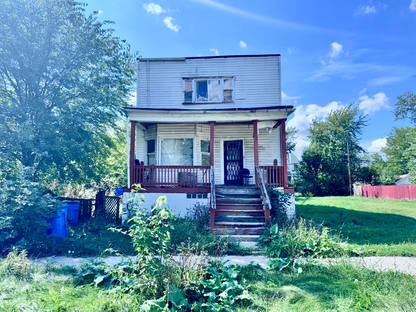 10540 S Lafayette Avenue — Chicago, IL 60628