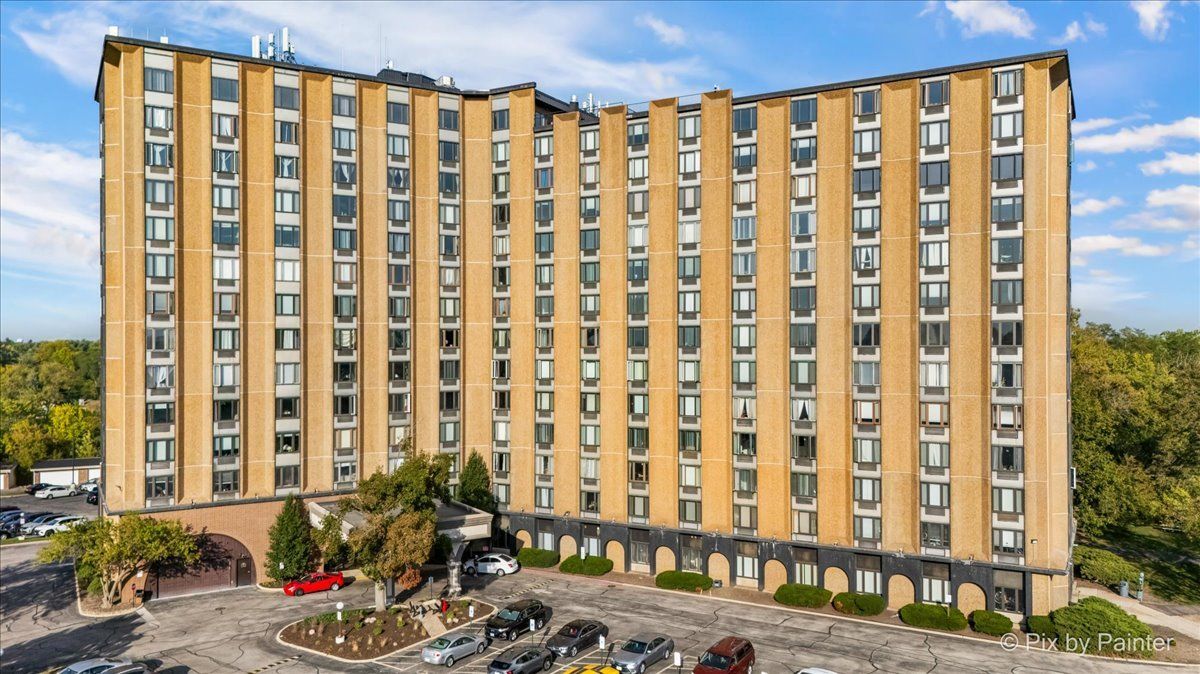 1 RENAISSANCE Place #1017 — Palatine, IL 60067