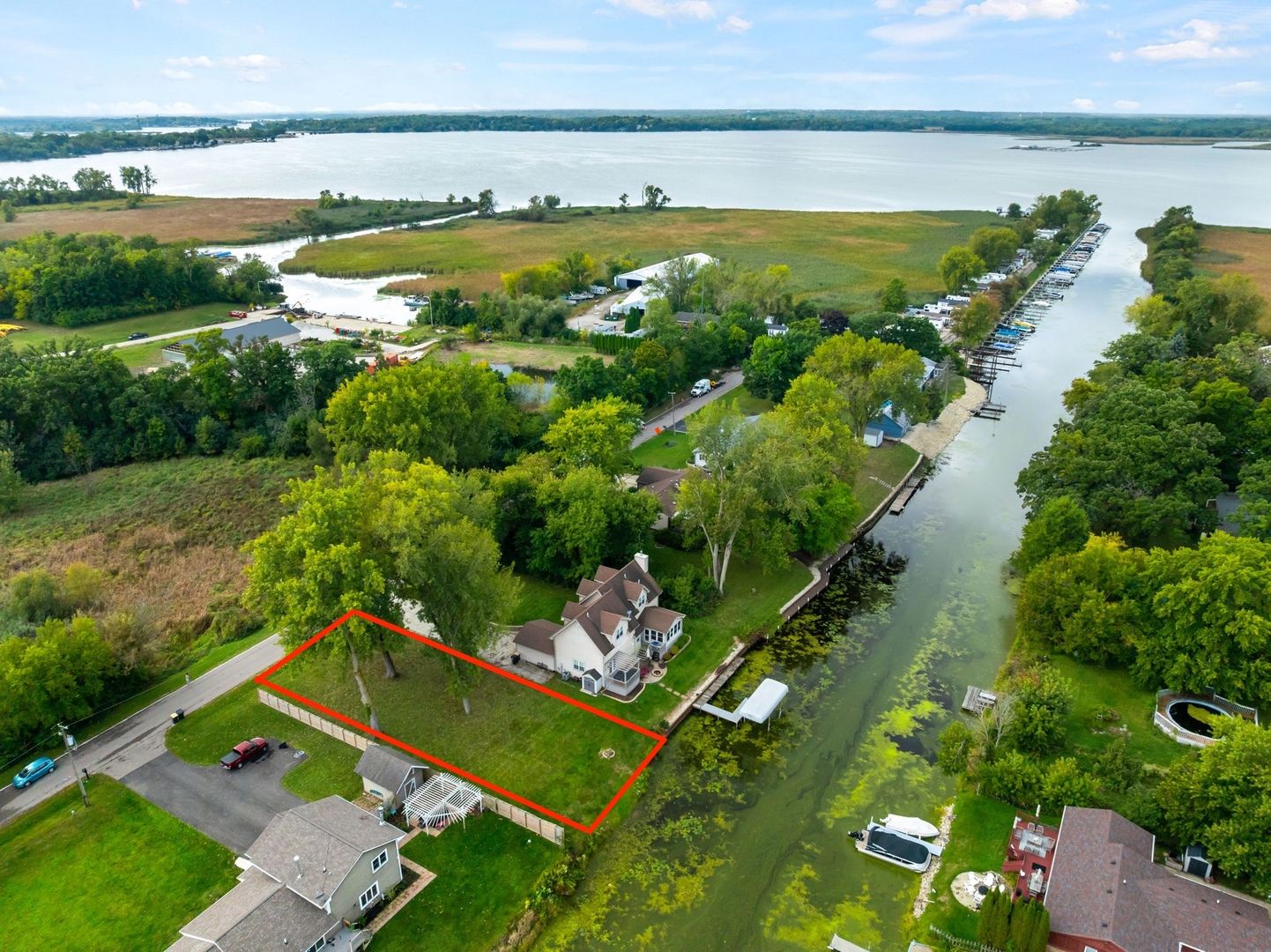26118 W Oak Avenue — Antioch, IL 60002
