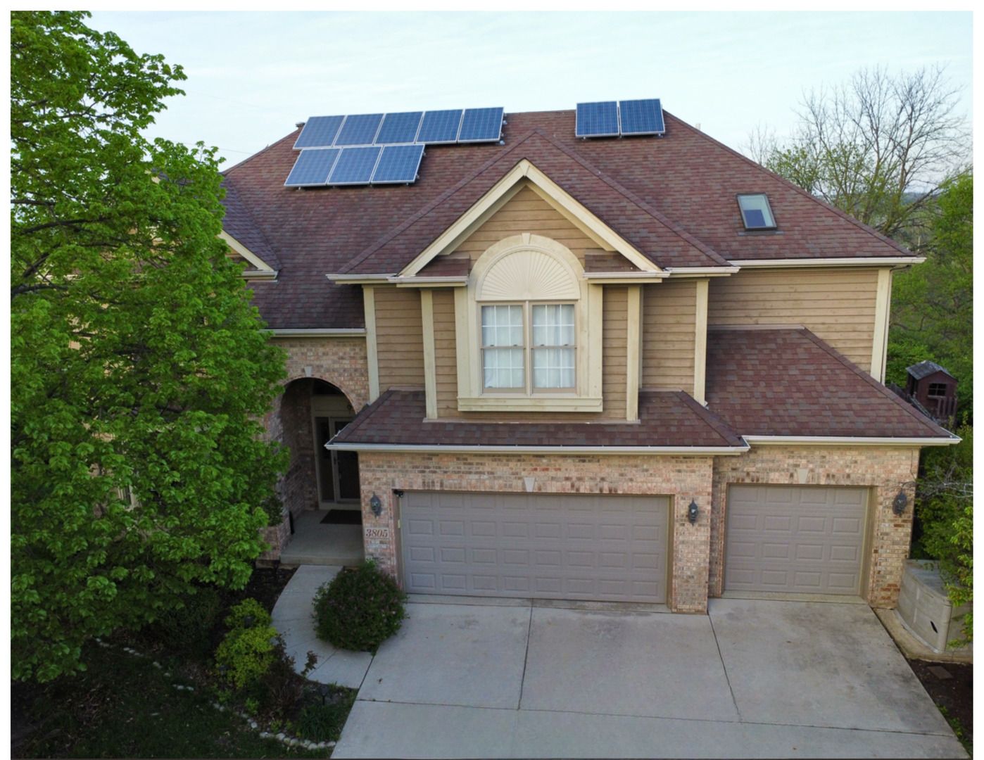 3805 Gladstone Drive — Naperville, IL 60565