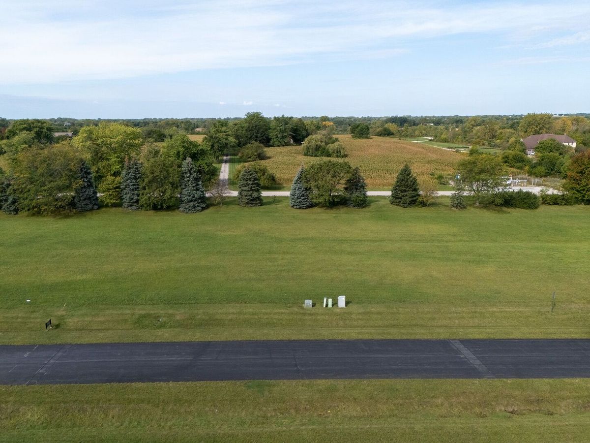 25020 Chennault Avenue, Monee, IL 60449