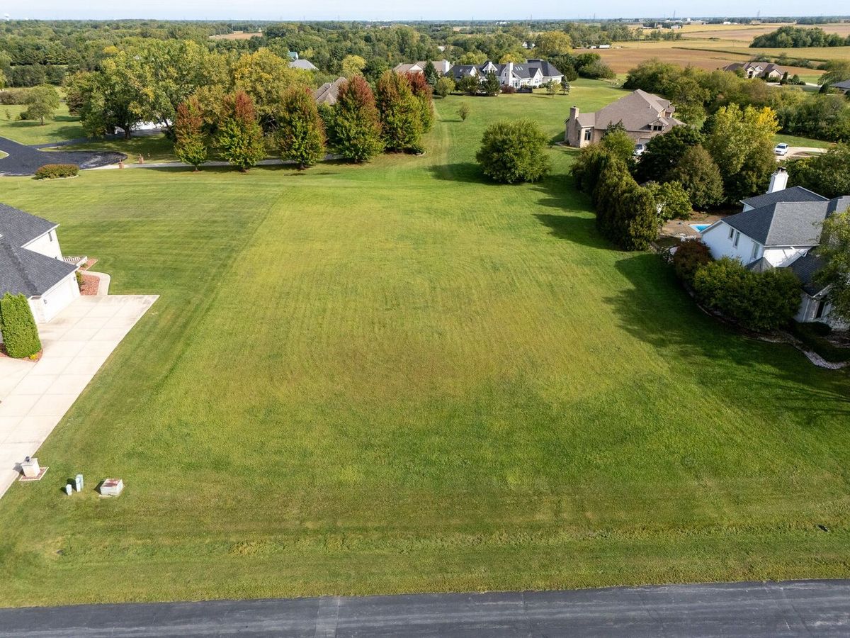 7030 Gabreski Lane, Monee, IL 60449