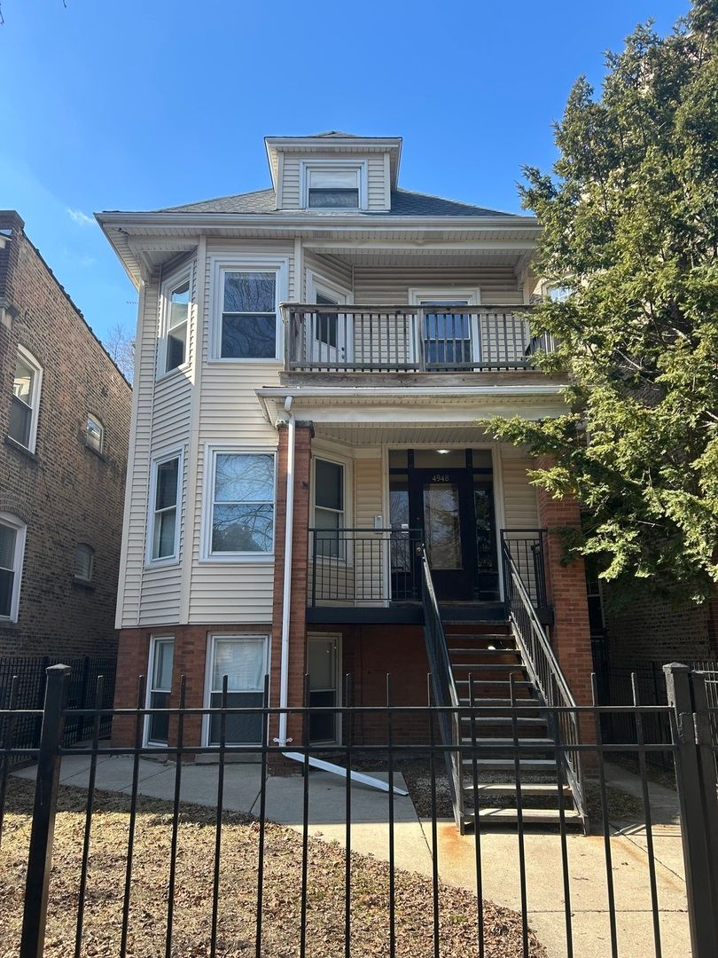 4948 Winchester Avenue, Chicago, IL 60640