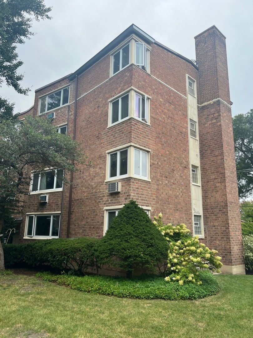 1954 HOOD Avenue, Chicago, IL 60660