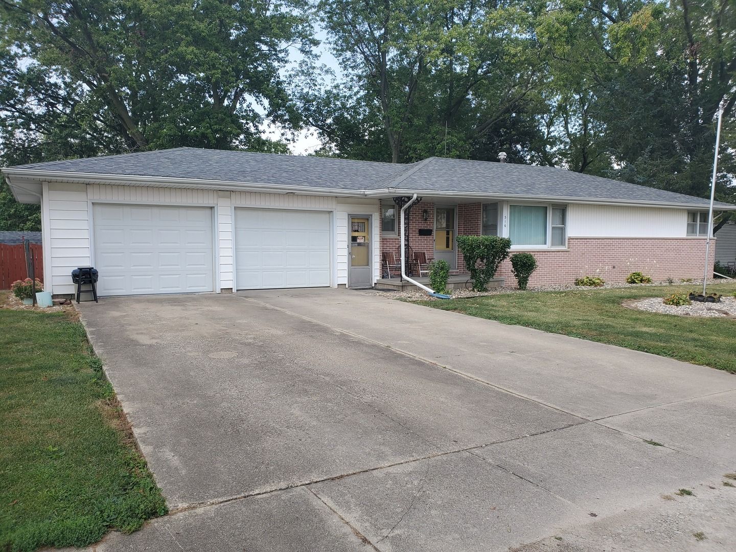 316 N Commerce Street — Gilman, IL 60938