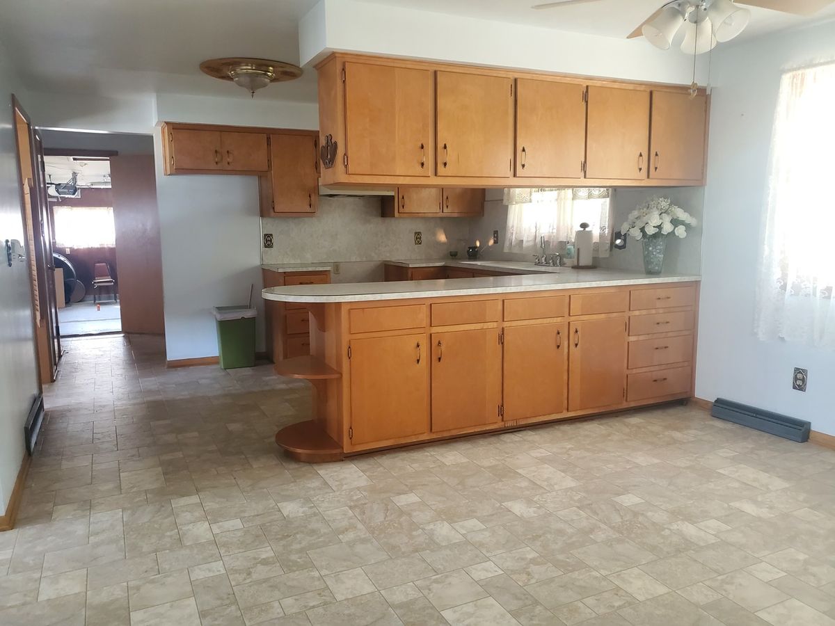 316 N Commerce Street, Gilman, IL 60938