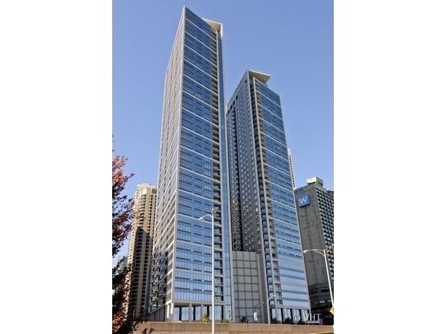 600 N LAKE SHORE Drive #1805 — Chicago, IL 60611