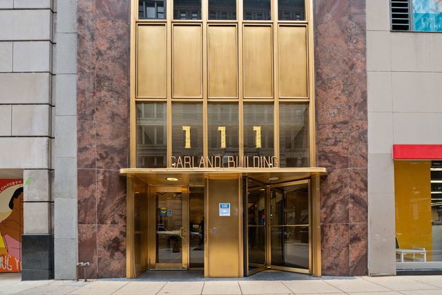 111 N Wabash Avenue — Chicago, IL 60602