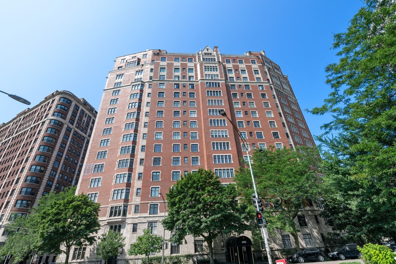 3800 N LAKE SHORE Drive #12A — Chicago, IL 60613