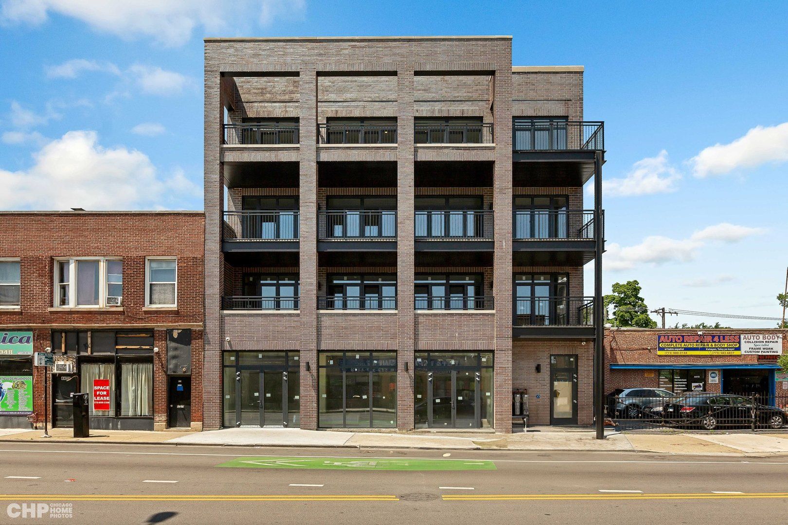 4414 N Kedzie Avenue — Chicago, IL 60625