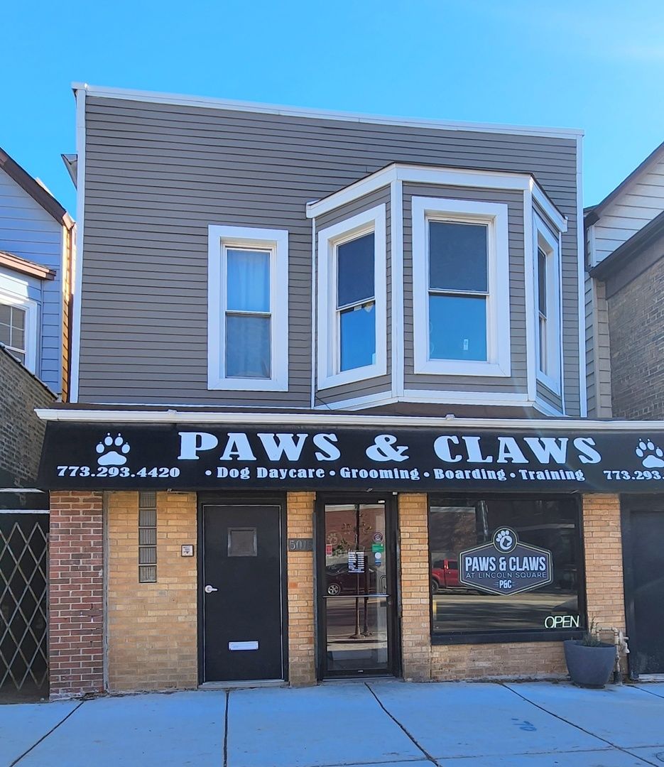 5015 Western Avenue — Chicago, IL 60625