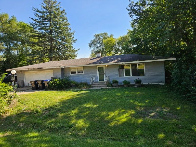 5504 Louella Avenue — McHenry, IL 60050