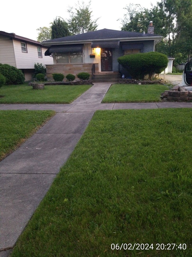 1745 163rd Street, Markham, IL 60428