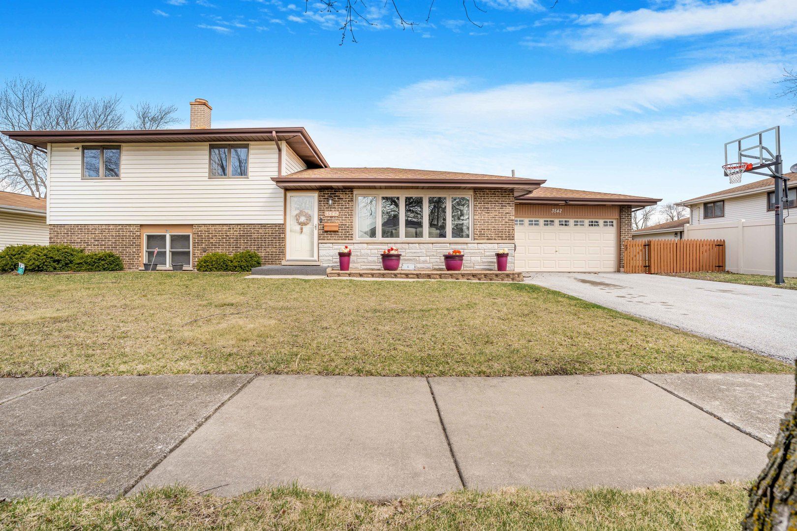 3542 191st Place — Lansing, IL 60438