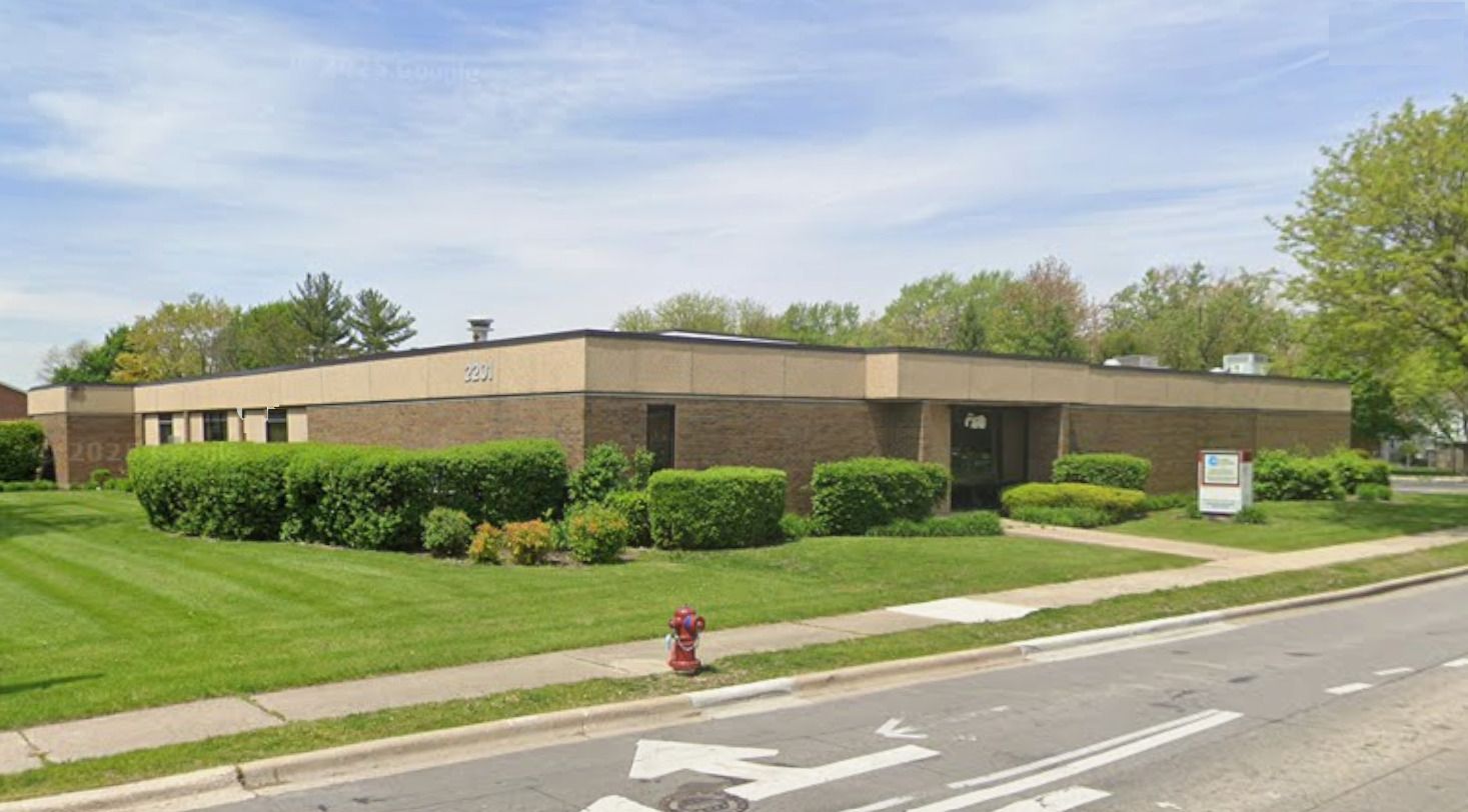 2201 Glenwood Avenue #101 — Joliet, IL 60435