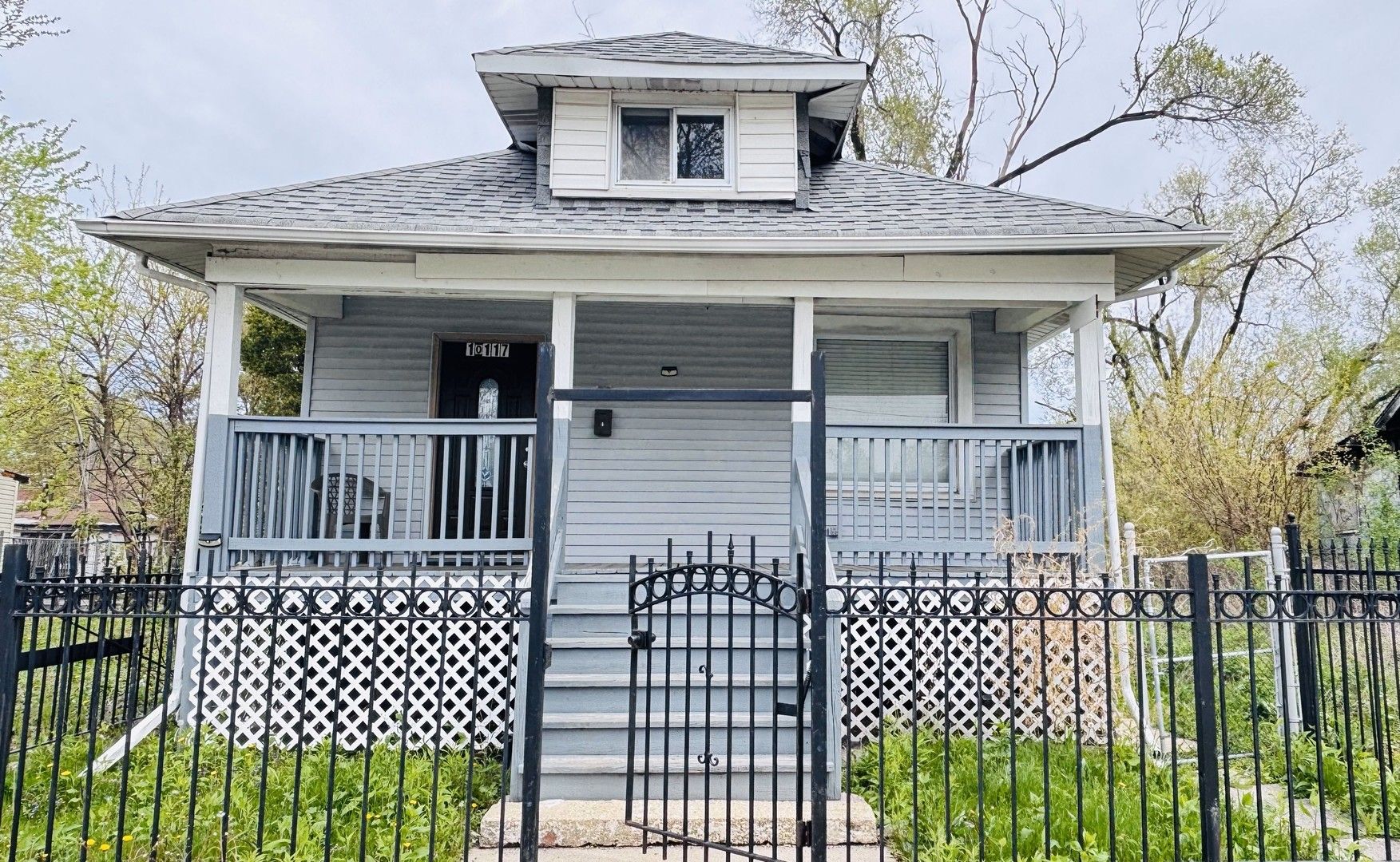 10117 S Perry Avenue — Chicago, IL 60628