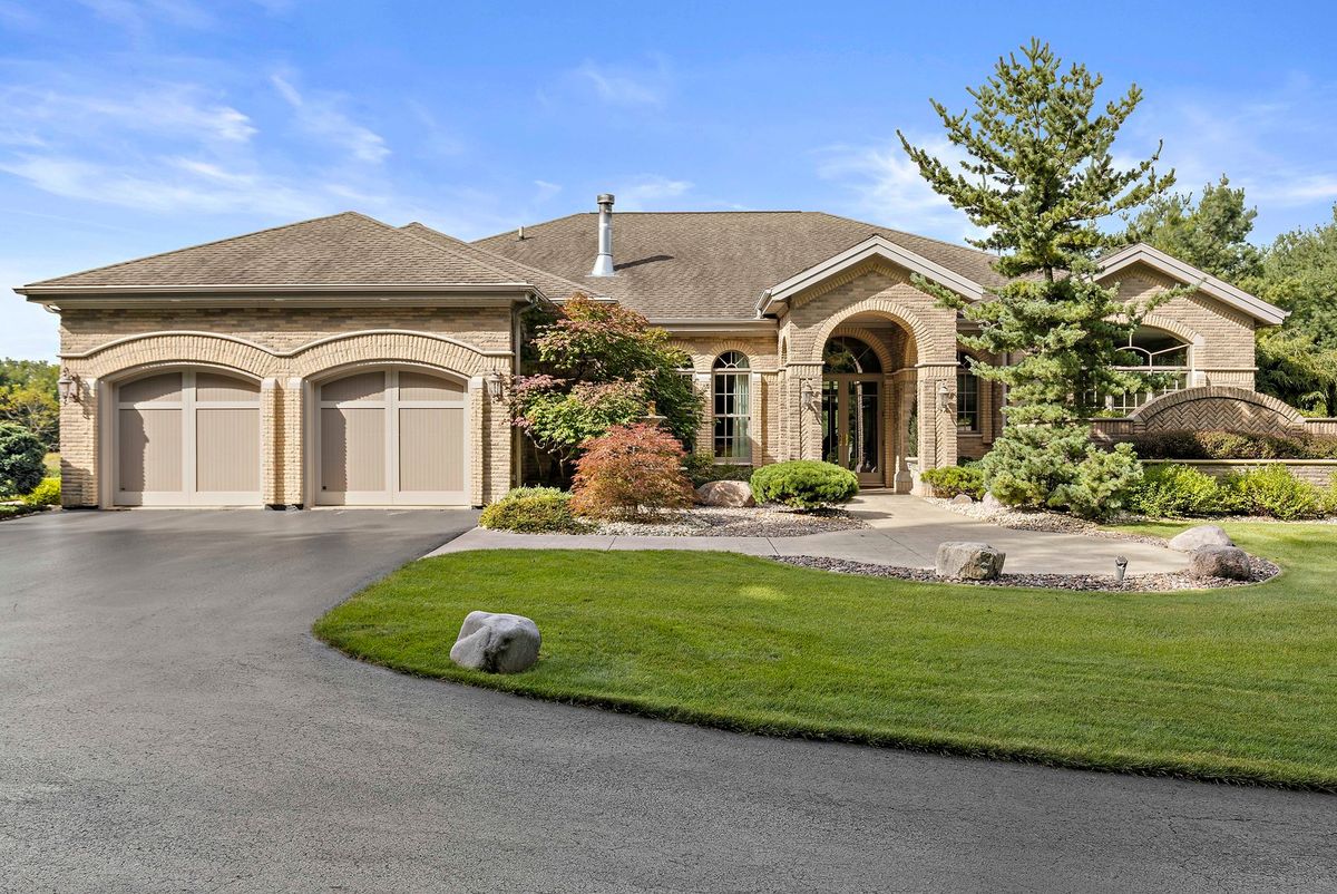 17278 Laube Road, Davis, IL 61019