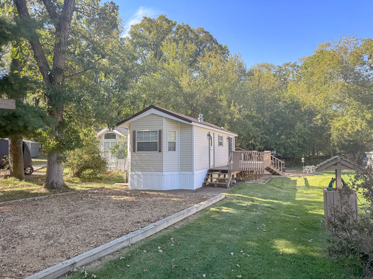 27/78 Woodhaven, Sublette, IL 61367