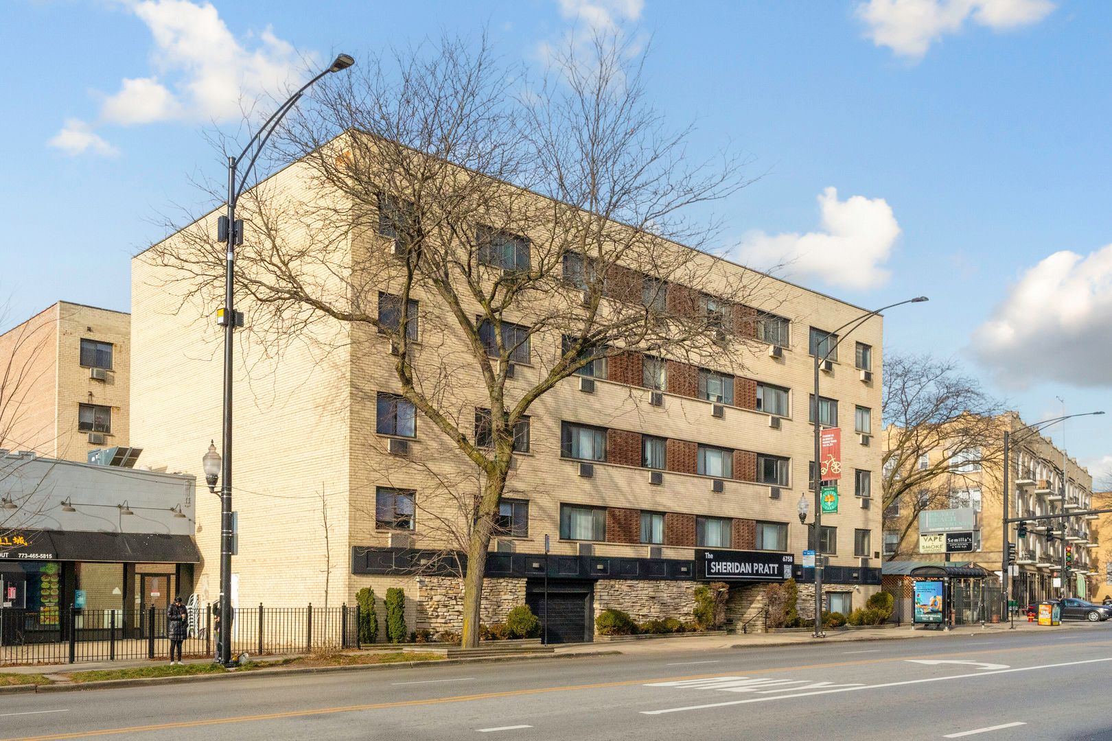 6758 Sheridan Avenue — Chicago, IL 60626