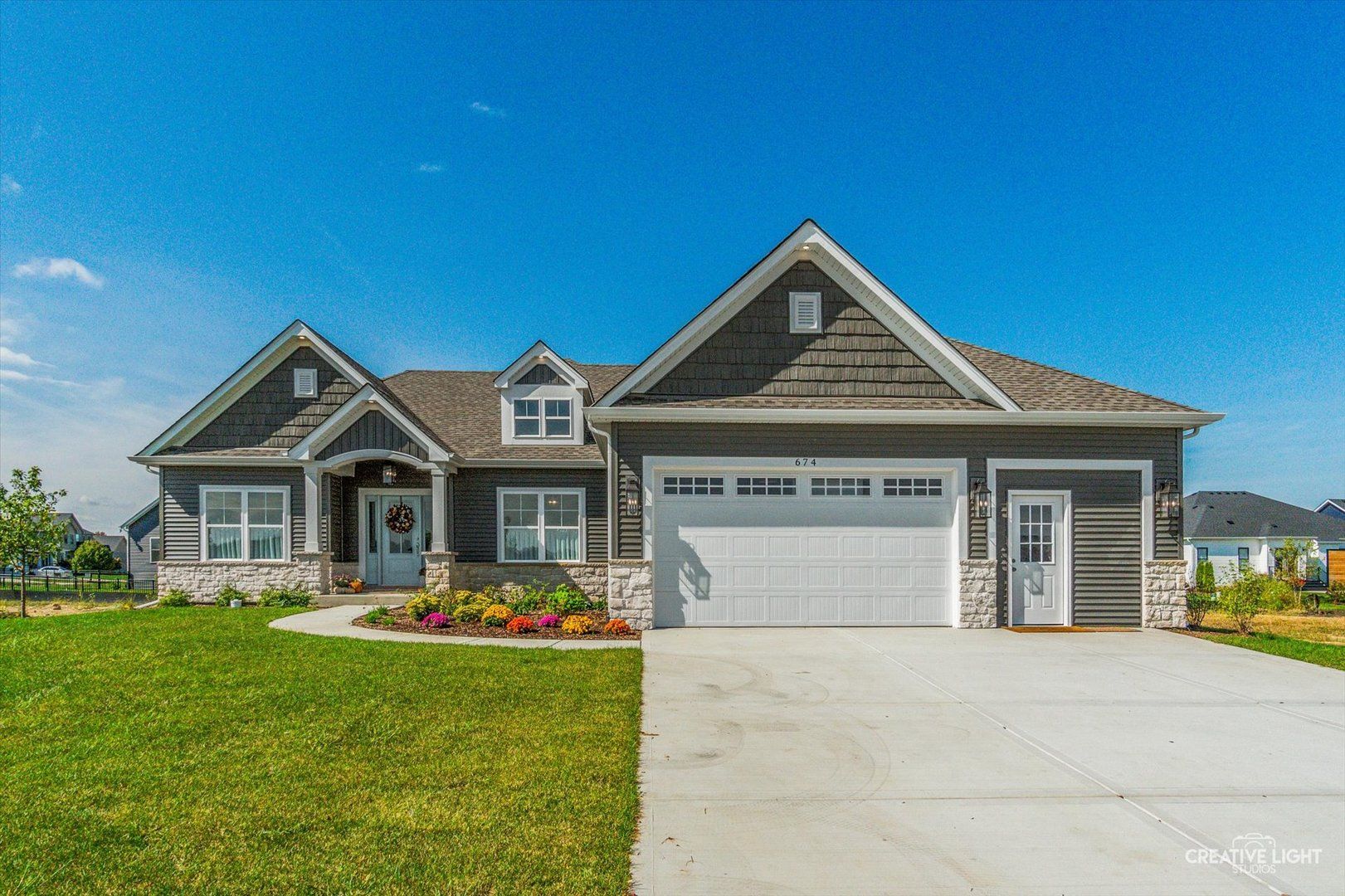 668 Cumberland Lane — Oswego, IL 60543