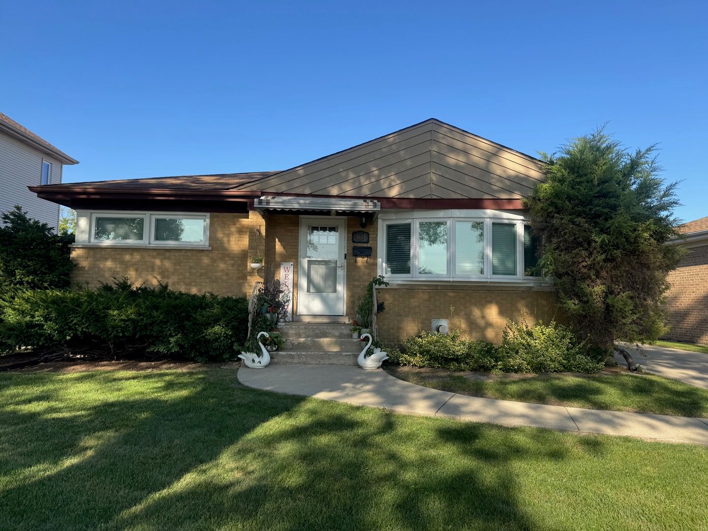 4608 Wesley Terrace — Schiller Park, IL 60176