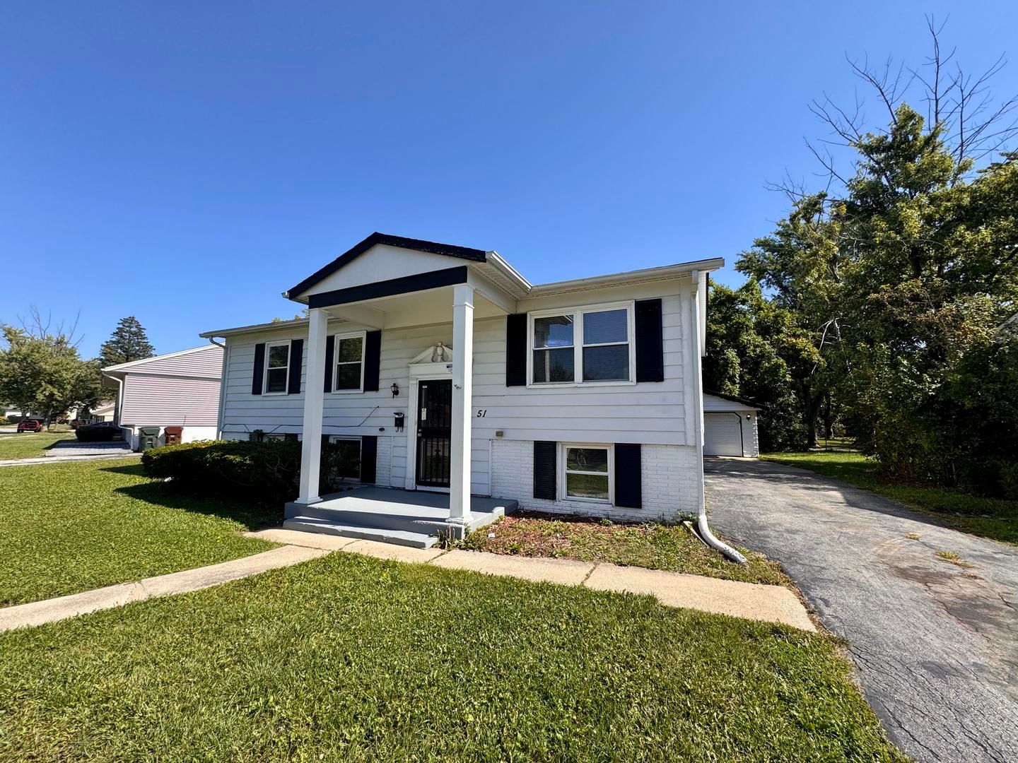 51 N Pine Lane — Glenwood, IL 60425