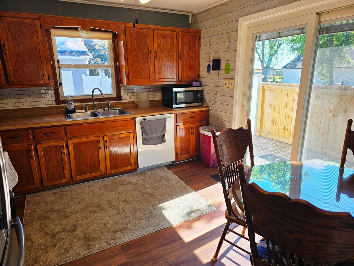 602 4th Avenue, Chenoa, IL 61726