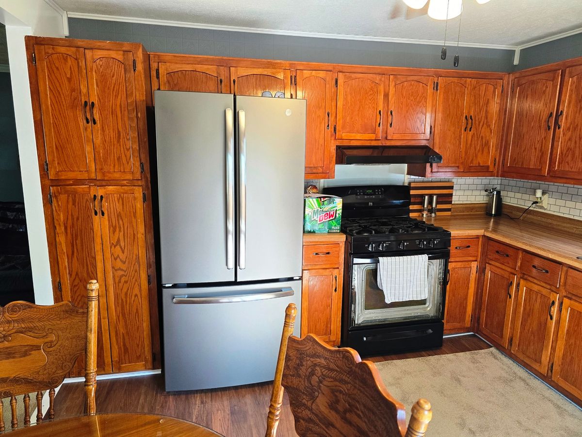602 4th Avenue, Chenoa, IL 61726