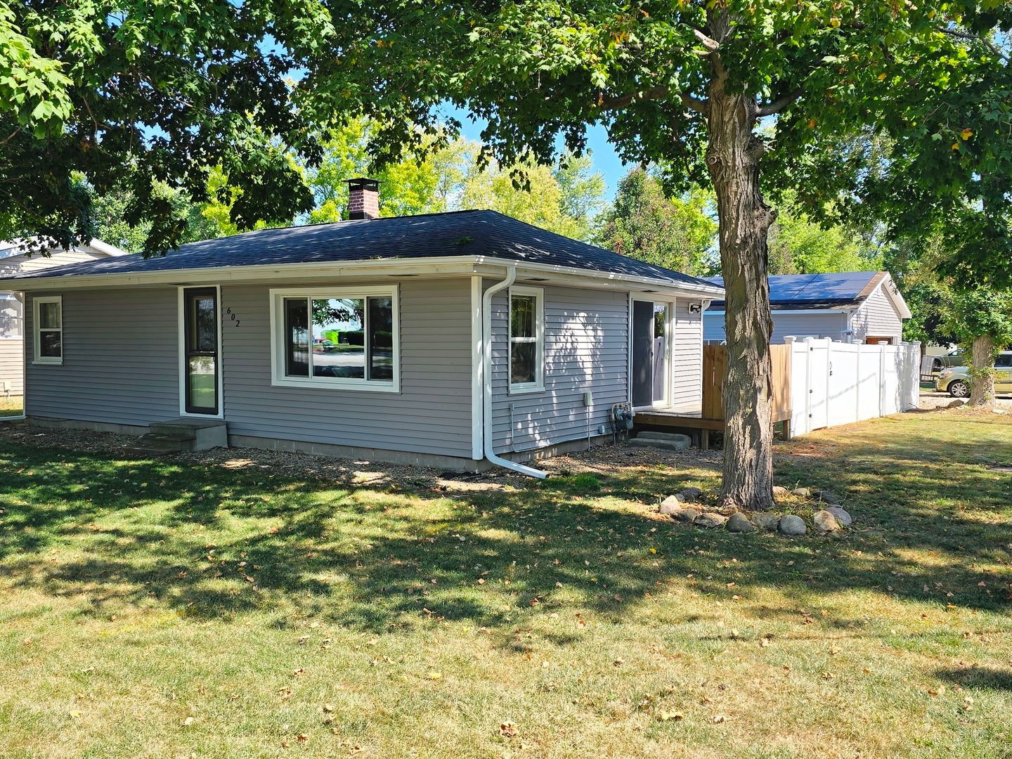 602 4th Avenue — Chenoa, IL 61726