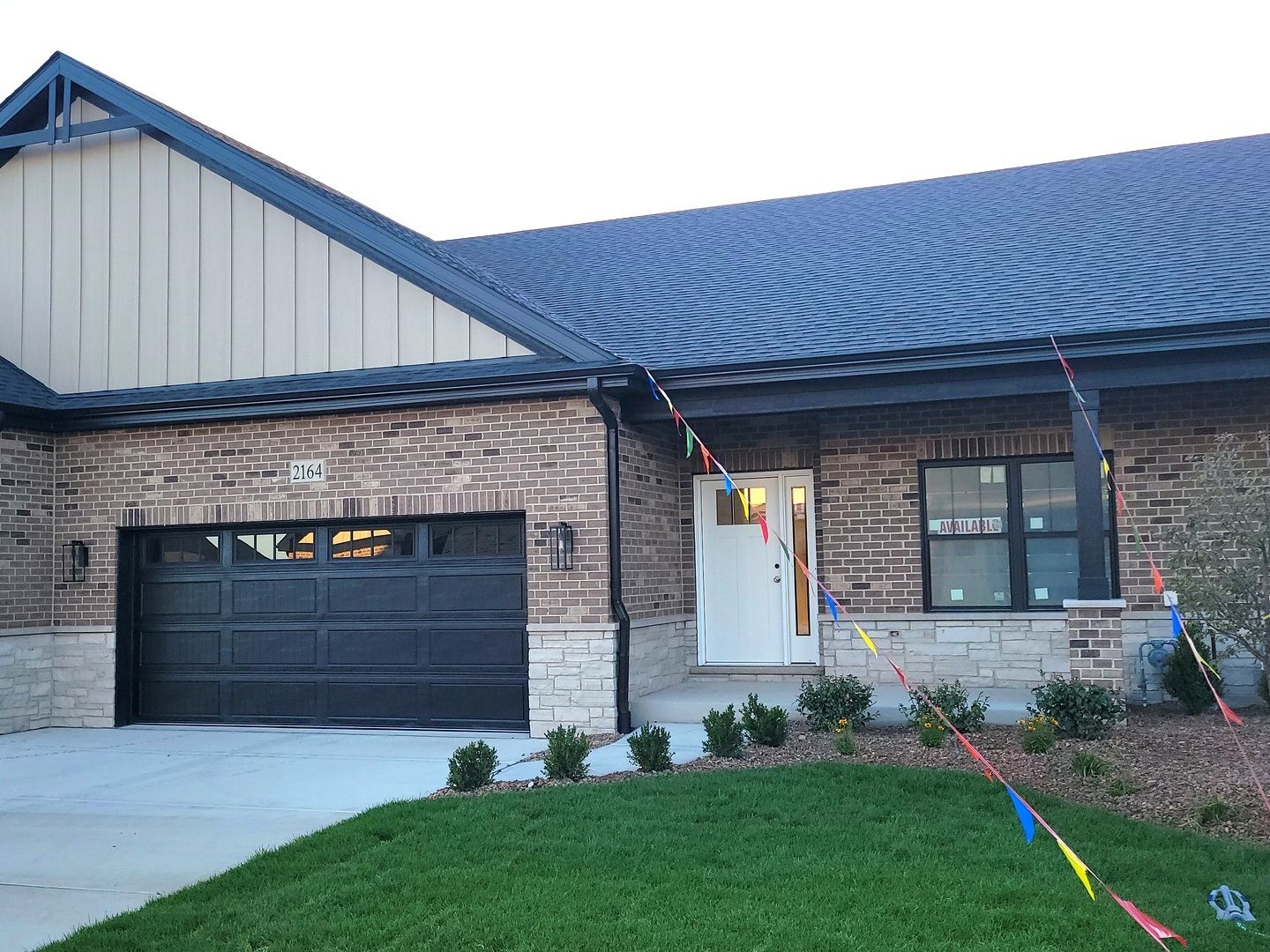 2164 Sky Harbor Drive — New Lenox, IL 60451