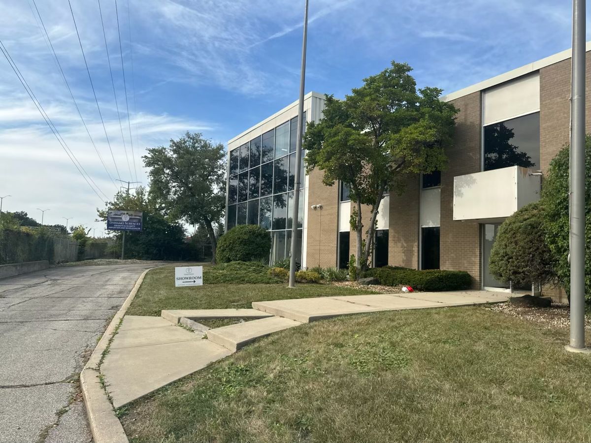 543 W Algonquin Road, Arlington Heights, IL 60005