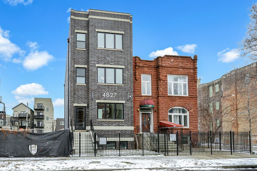 4827 S Saint Lawrence Avenue — Chicago, IL 60615