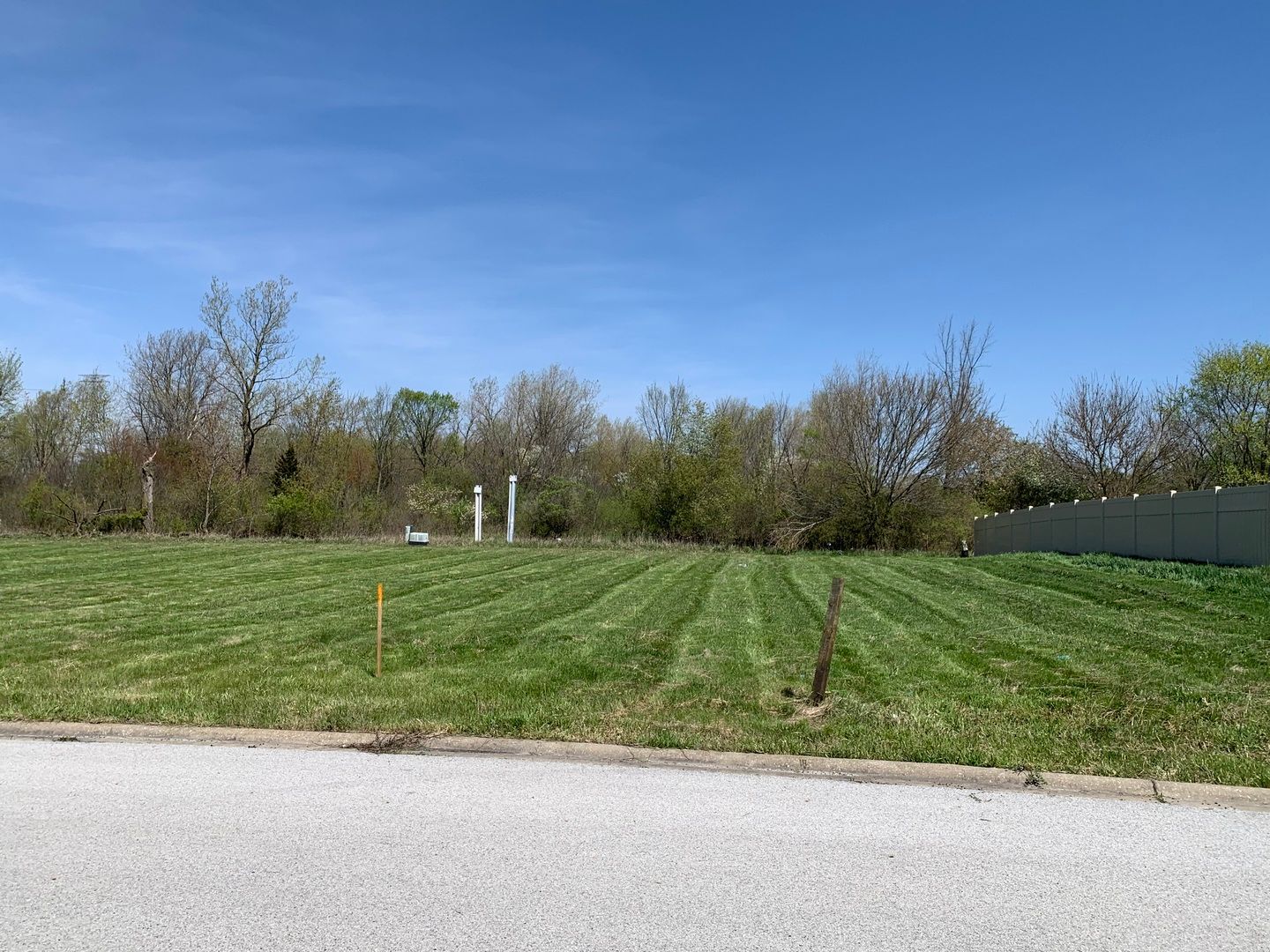 2088 Nichols Drive — Lynwood, IL 60411
