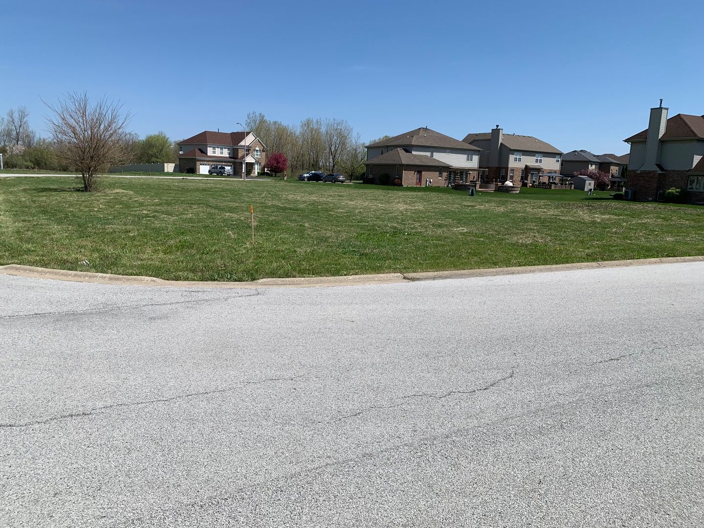 2053 Nichols Drive — Lynwood, IL 60411