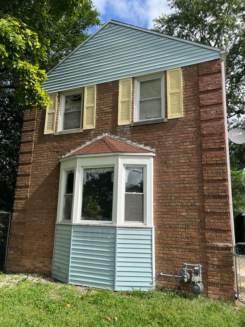 250 143rd Street — Dolton, IL 60419
