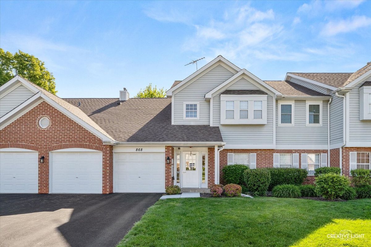 868 Quin Court, Naperville, IL 60563