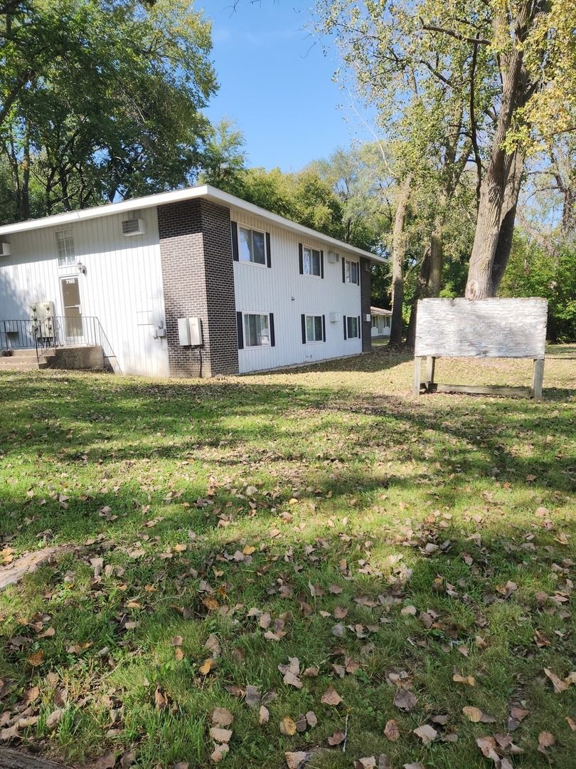 7165 Barnard Mill Road — Wonder Lake, IL 60097