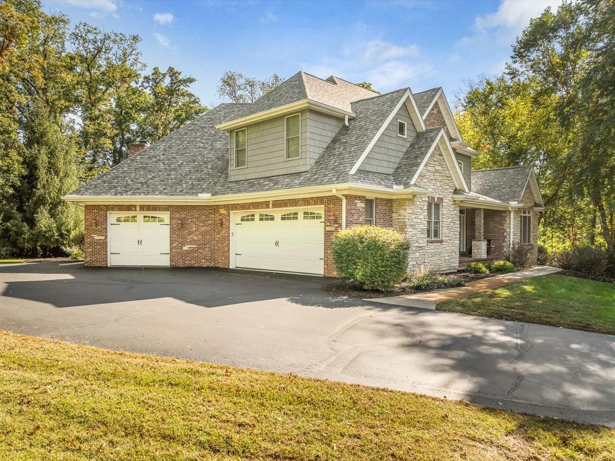 12936 Melrose Road, Caledonia, IL 61011